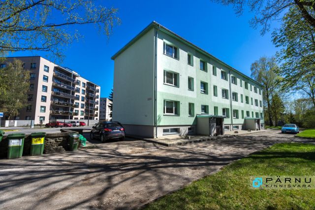 Anda üürile korter, 3 tuba, Pärnu maakond, Pärnu linn, Oja tn 61