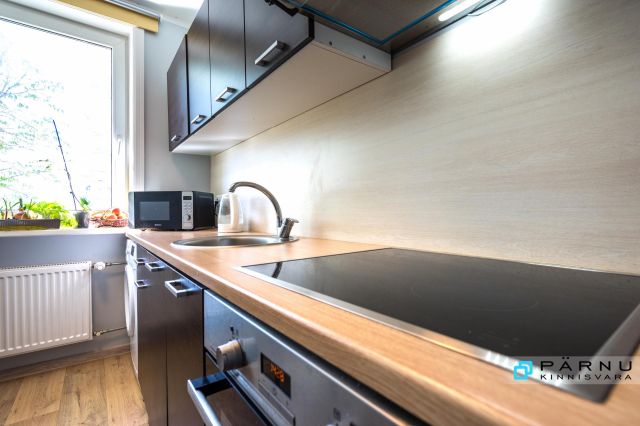 Anda üürile korter, 3 tuba, Pärnu maakond, Pärnu linn, Oja tn 61
