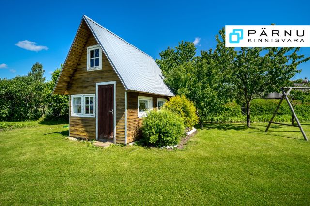 Müüa maja, 4 tuba, Pärnu maakond, Pärnu linn, Soomra küla, Tabu ühistu 24