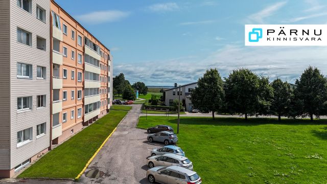 Anda üürile korter, 3 tuba, Pärnu maakond, Pärnu linn, Papiniidu tn 35
