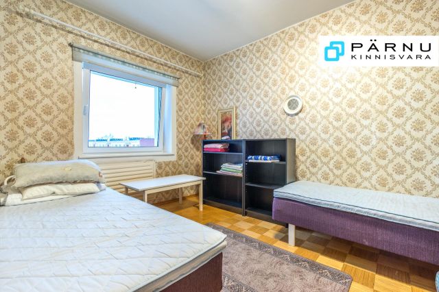 Anda üürile korter, 3 tuba, Pärnu maakond, Pärnu linn, Papiniidu tn 35