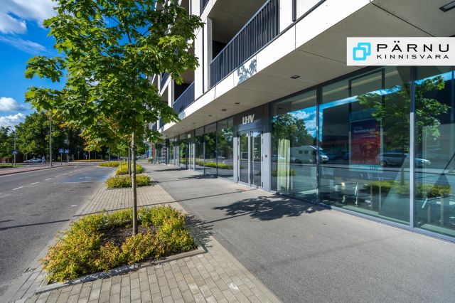 Anda üürile korter, 2 tuba, Pärnu maakond, Pärnu linn, Lai tn 15a