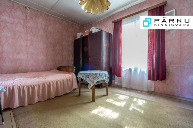 Müüa maatükk, 8 tuba, Pärnu maakond, Pärnu linn, J. V. Jannseni tn 17