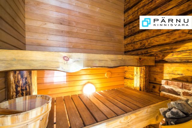 Müüa maatükk, 8 tuba, Pärnu maakond, Pärnu linn, J. V. Jannseni tn 17