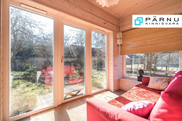 Anda üürile maja, 7 tuba, Pärnu maakond, Pärnu linn, Kaevu tn 42
