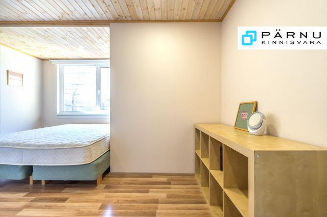 Anda üürile maja, 7 tuba, Pärnu maakond, Pärnu linn, Kaevu tn 42
