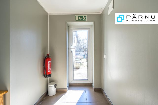 Anda üürile maja, 7 tuba, Pärnu maakond, Pärnu linn, Kaevu tn 42