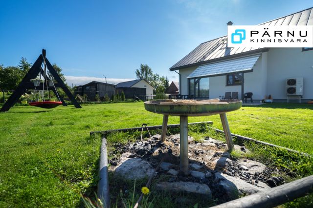 Müüa maja, 5 tuba, Pärnu maakond, Pärnu linn, Kitse tn 15