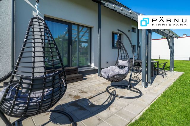 Müüa maja, 5 tuba, Pärnu maakond, Pärnu linn, Kitse tn 15