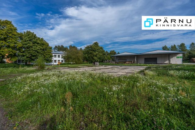 Anda üürile äripind, Pärnu maakond, Pärnu linn, Rääma tn 96