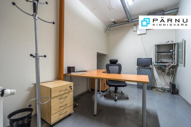 Anda üürile äripind, Pärnu maakond, Pärnu linn, Rääma tn 96