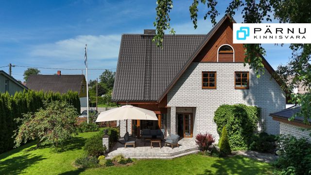 Müüa maja, 7 tuba, Pärnu maakond, Pärnu linn, Kuu tn 5a