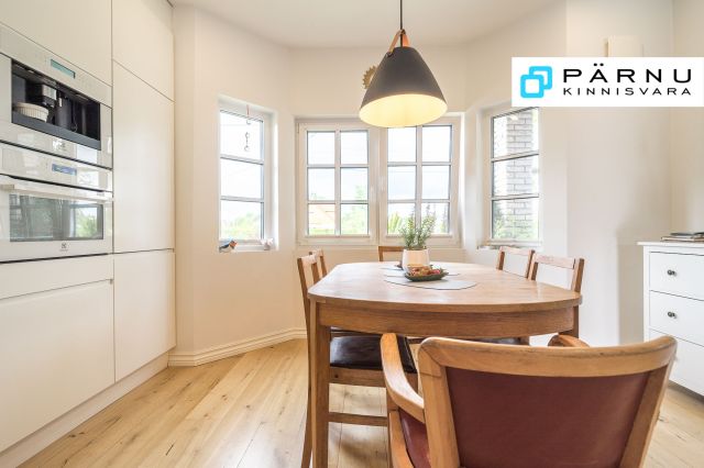 Müüa maja, 7 tuba, Pärnu maakond, Pärnu linn, Kuu tn 5a