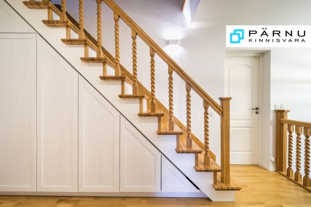 Müüa maja, 7 tuba, Pärnu maakond, Pärnu linn, Kuu tn 5a