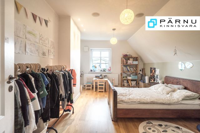 Müüa maja, 7 tuba, Pärnu maakond, Pärnu linn, Kuu tn 5a