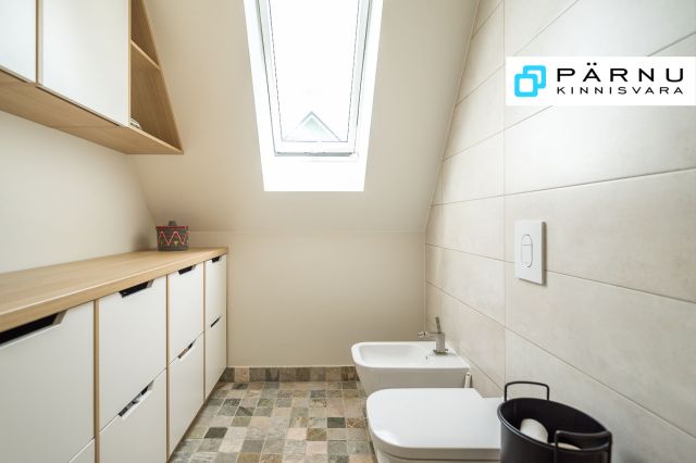 Müüa maja, 7 tuba, Pärnu maakond, Pärnu linn, Kuu tn 5a