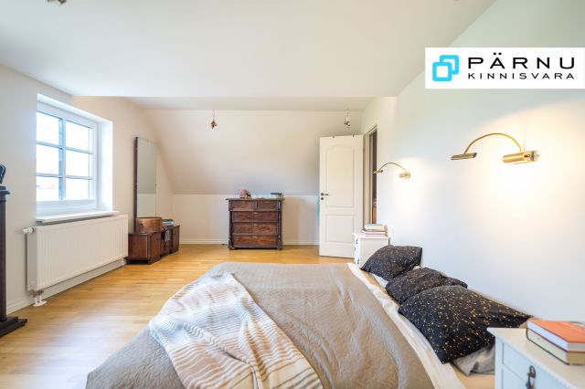 Müüa maja, 7 tuba, Pärnu maakond, Pärnu linn, Kuu tn 5a