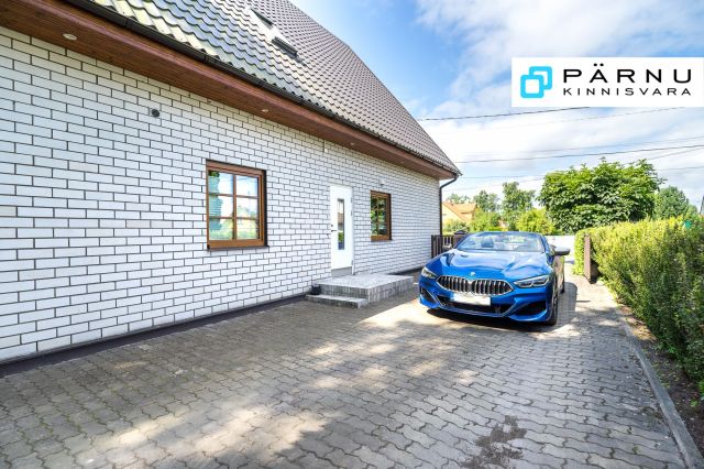 Müüa maja, 7 tuba, Pärnu maakond, Pärnu linn, Kuu tn 5a
