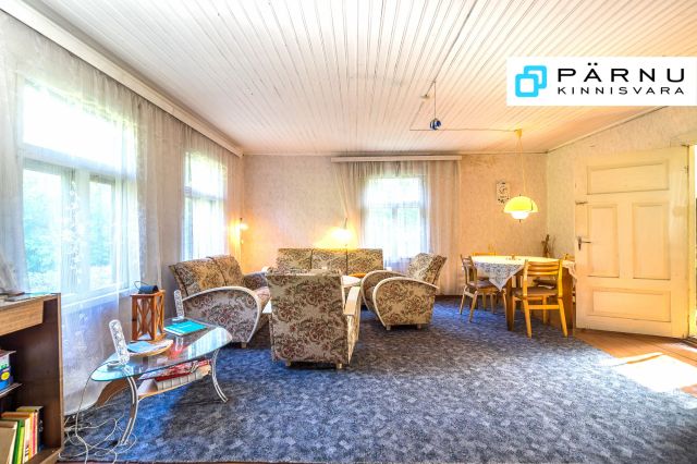 Müüa maja, 6 tuba, Pärnu maakond, Lääneranna vald, Selja küla, Lüüke