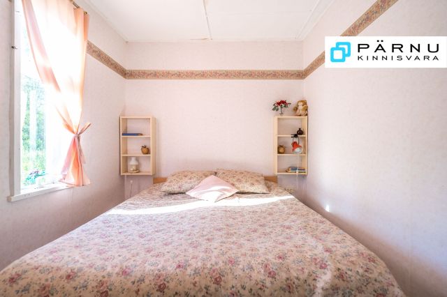 Müüa maja, 6 tuba, Pärnu maakond, Lääneranna vald, Selja küla, Lüüke