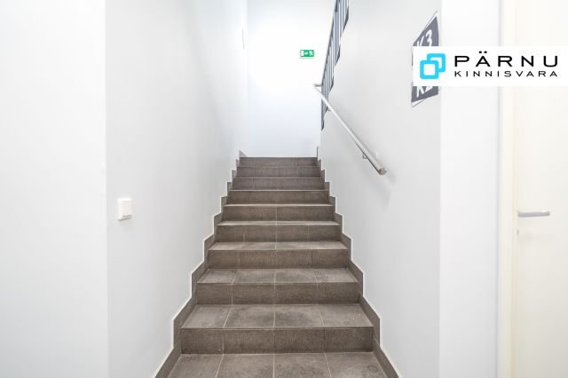 Anda üürile äripind, 1 tuba, Pärnu maakond, Pärnu linn, Rääma tn 96