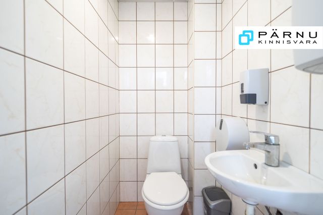 Anda üürile äripind, 1 tuba, Pärnu maakond, Pärnu linn, Rääma tn 96