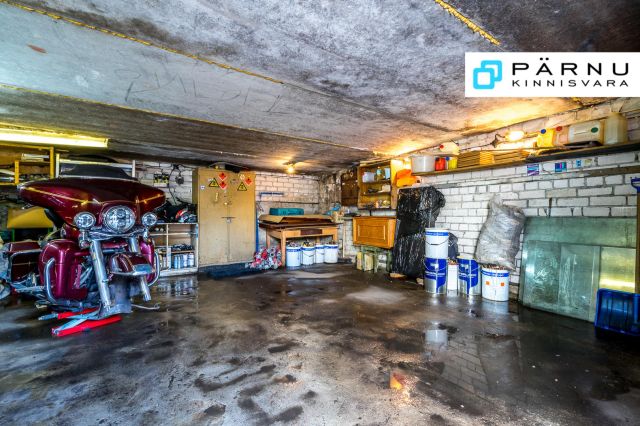 Müüa garaaž, Pärnu maakond, Pärnu linn, Mai tn 12 Müüa garaaž, Pärnu maakond, Pärnu linn, Mai tn 12