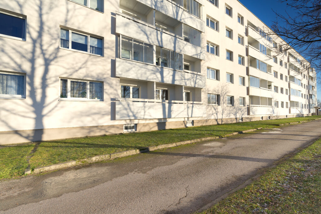 Kindel klient soovib osta soodsama 1-toalise korteri Pärnus. 